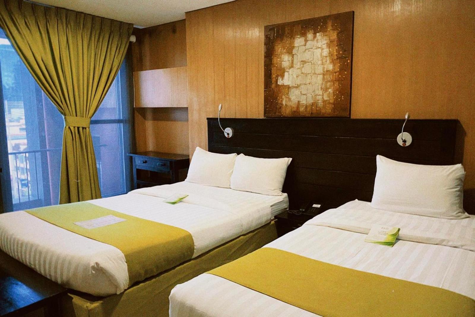 Jade Hotel And Suites Makati City Екстериор снимка